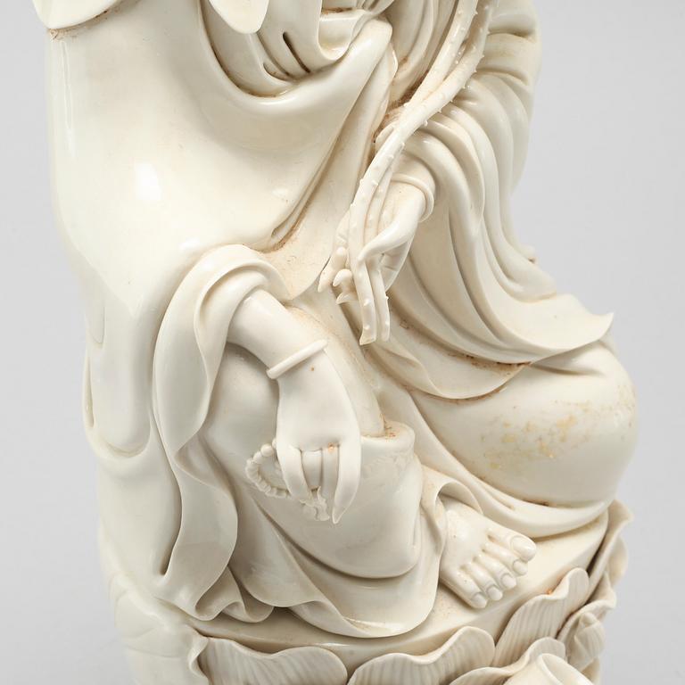 A blanc de chine figurine, Qing dynasty (1644-1912).