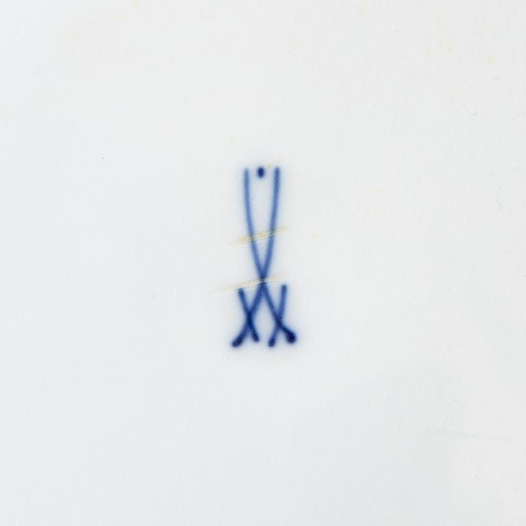 An 187-piece 'Weinlaub' porcelain dinner and coffee service, Meissen, Germany.