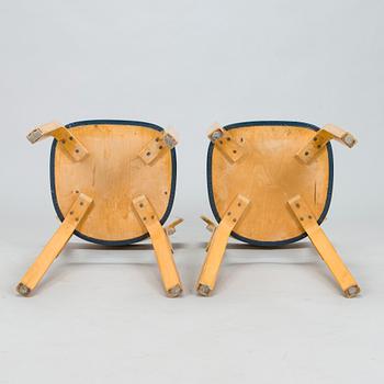 Alvar Aalto, bord, modell 90A och stolar, 3 st, modell 69, Artek 1960-tal.