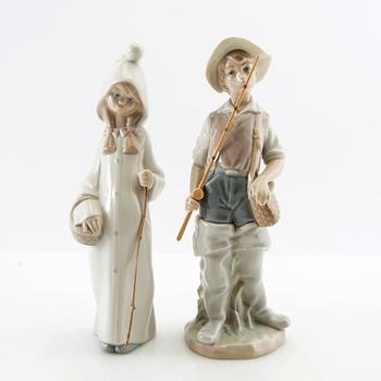 Figurines, a pair, Lladró Spain 1971-1984.