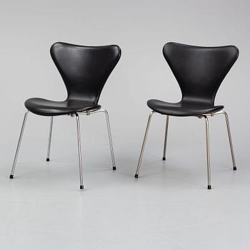 ARNE JACOBSEN, stolar, 10 st, "Sjuan", Fritz Hansen, Danmark.