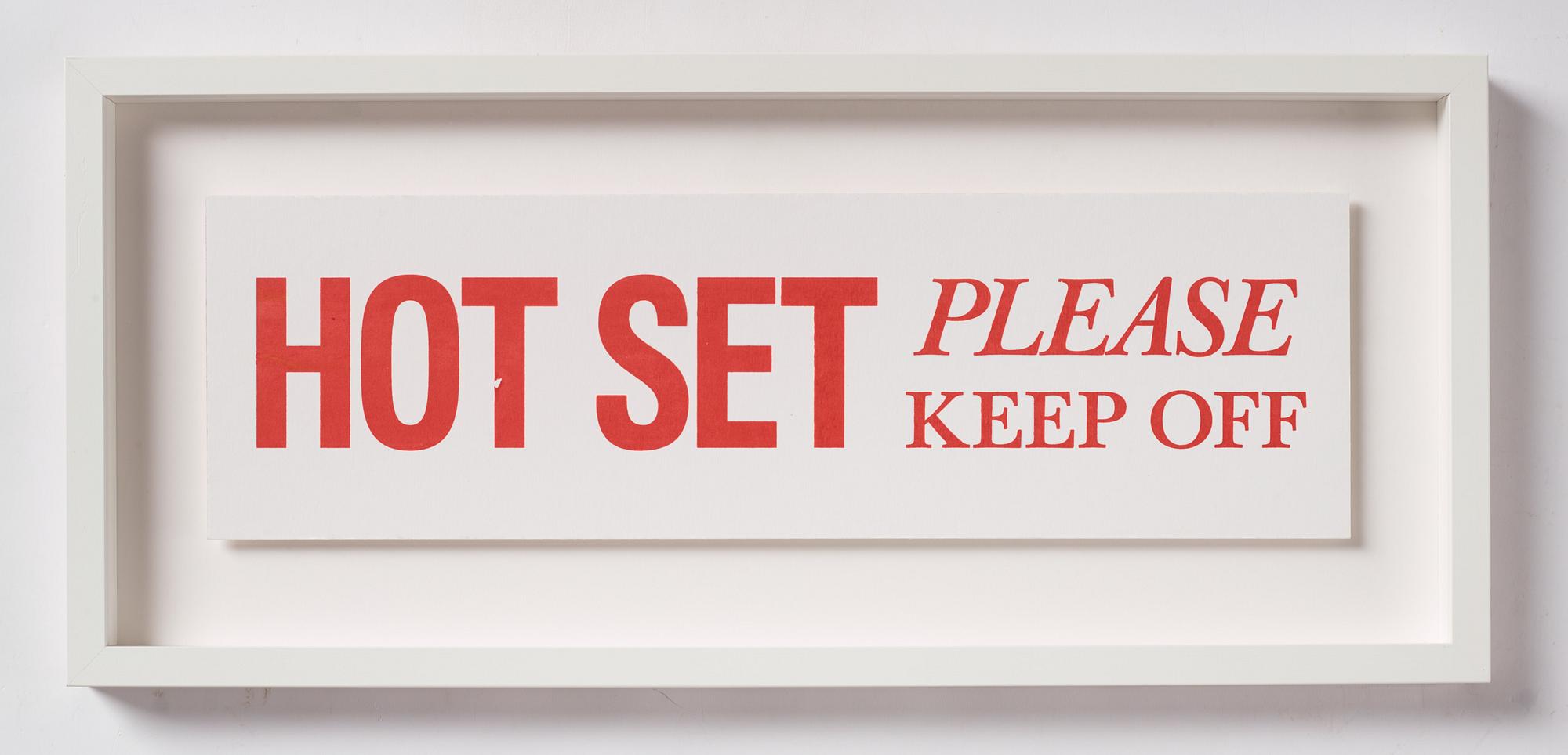 Dan Wolgers, "Hot Set - Please Keep Off".