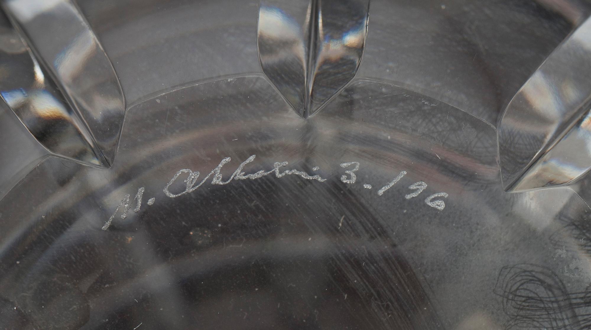 SKÅL, glas. Sign. M Okkolin. 3.196 Riihimäki. Finland.