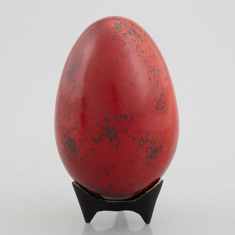 Hans Hedberg, a faience sculpture of an egg, Biot, France.