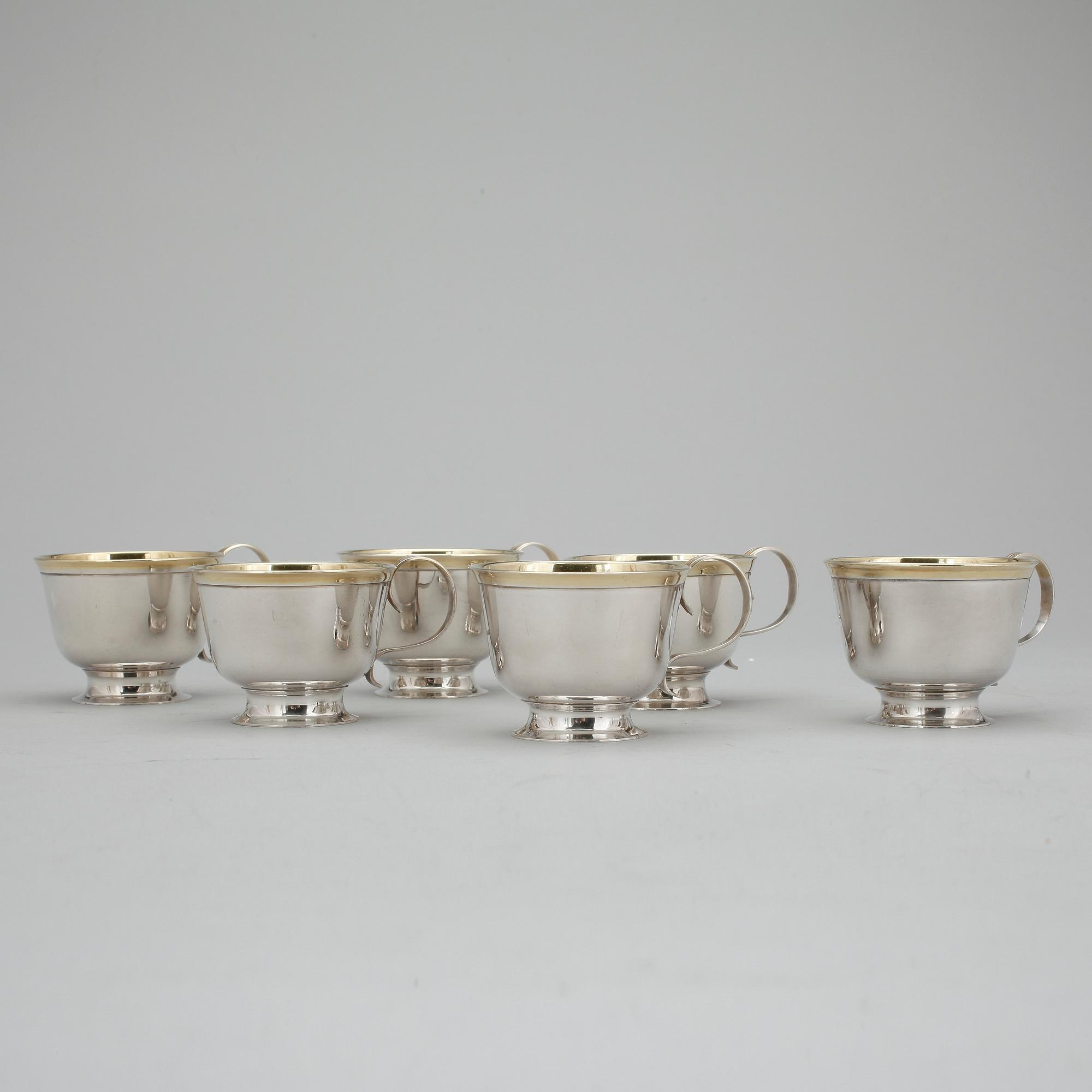 PUNSCHKOPPAR. 12 st, silver, Arkala Johanna Gottschalk, Stockholm 1964-65. Tot ca 430 gram.