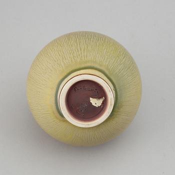 BERNDT FRIBERG, a stoneware vase, Gustavsberg studio, Sweden, 1970.