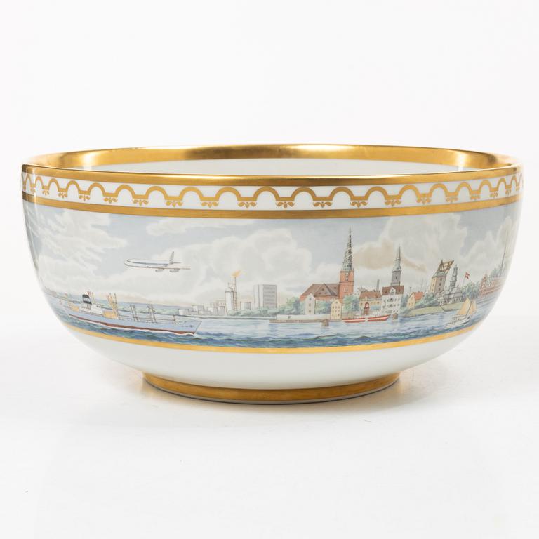 Royal Copenhagen, Bowl, porcelain, 1975.