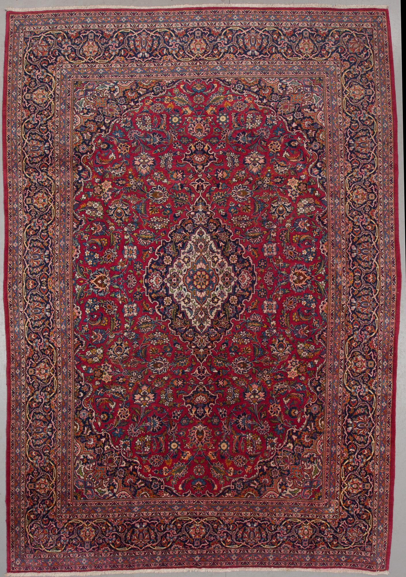 MATTA, semiantik, Keshan, ca 318 x 225 cm.