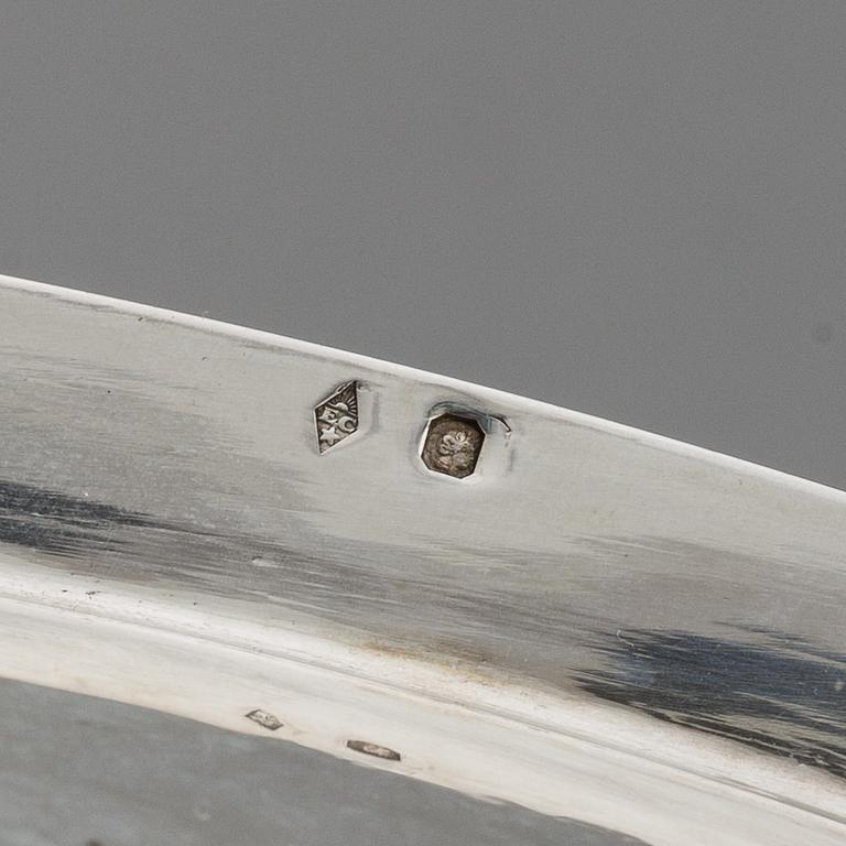 A French 20th century silver 950/1000 service, marked EC, Paris.