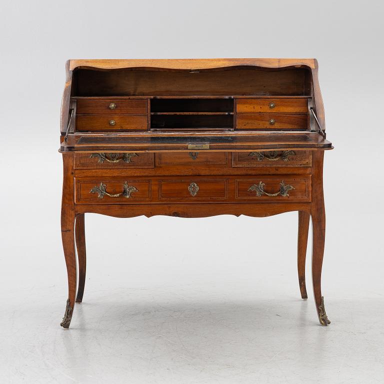 A writing desk, Louis XV, France, 18th Century.