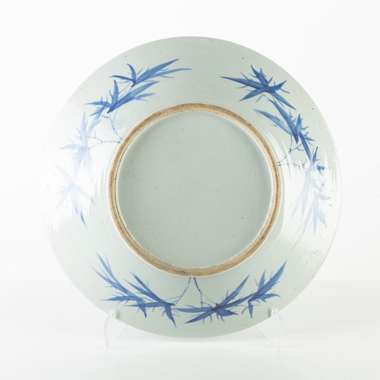 A blue and white Chinese dish, around 1900.