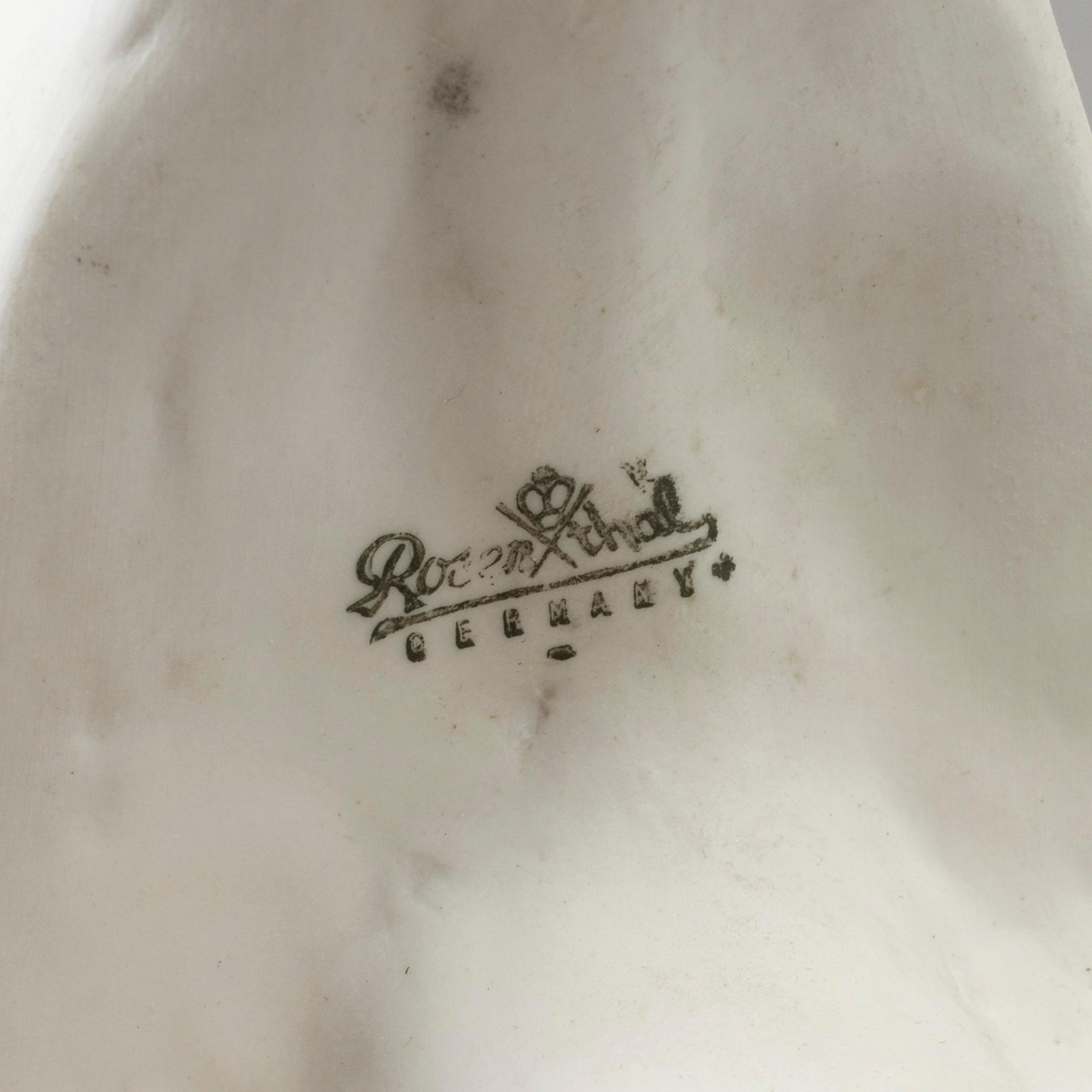 A porcelain sculpture by Albert Hinrich Hussmann, Rosenthal.