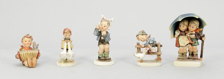 FIGURINER, 5 st, porslin, Hummel, Goebel.