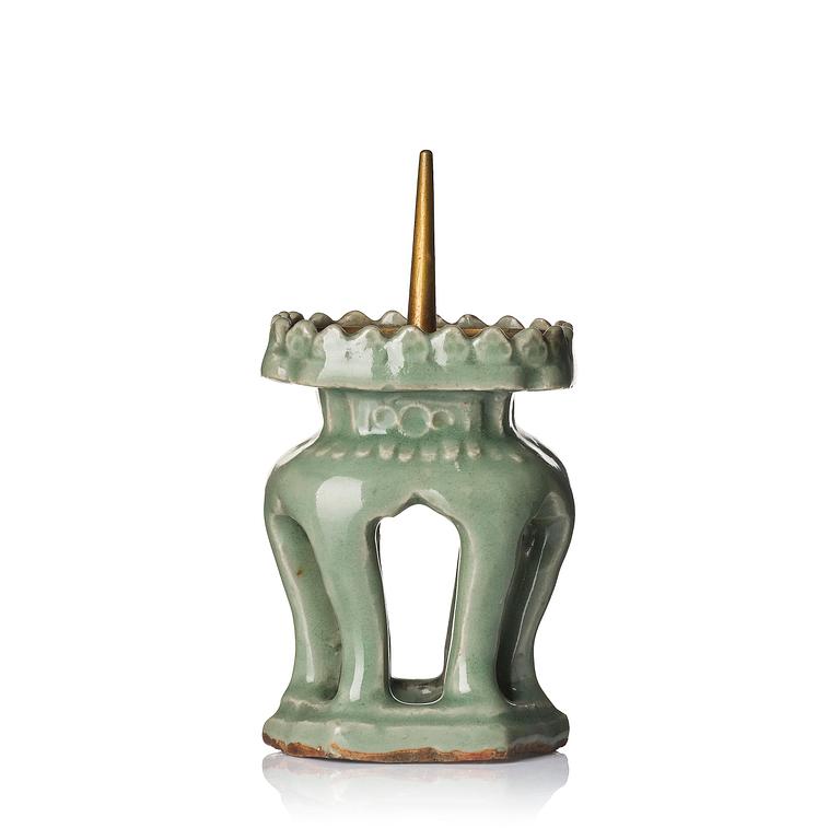 A rare celadon lamp, Ming dynasty (1368-1644).