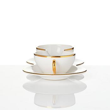 Mona Hatoum, "T42 (gold)".