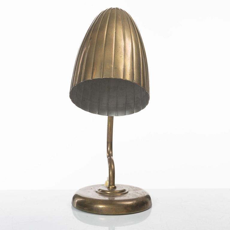 Harald Notini, a table lamp model "15480", Arvid Böhlmarks Lampfabrik, Stockholm, 1940s.
