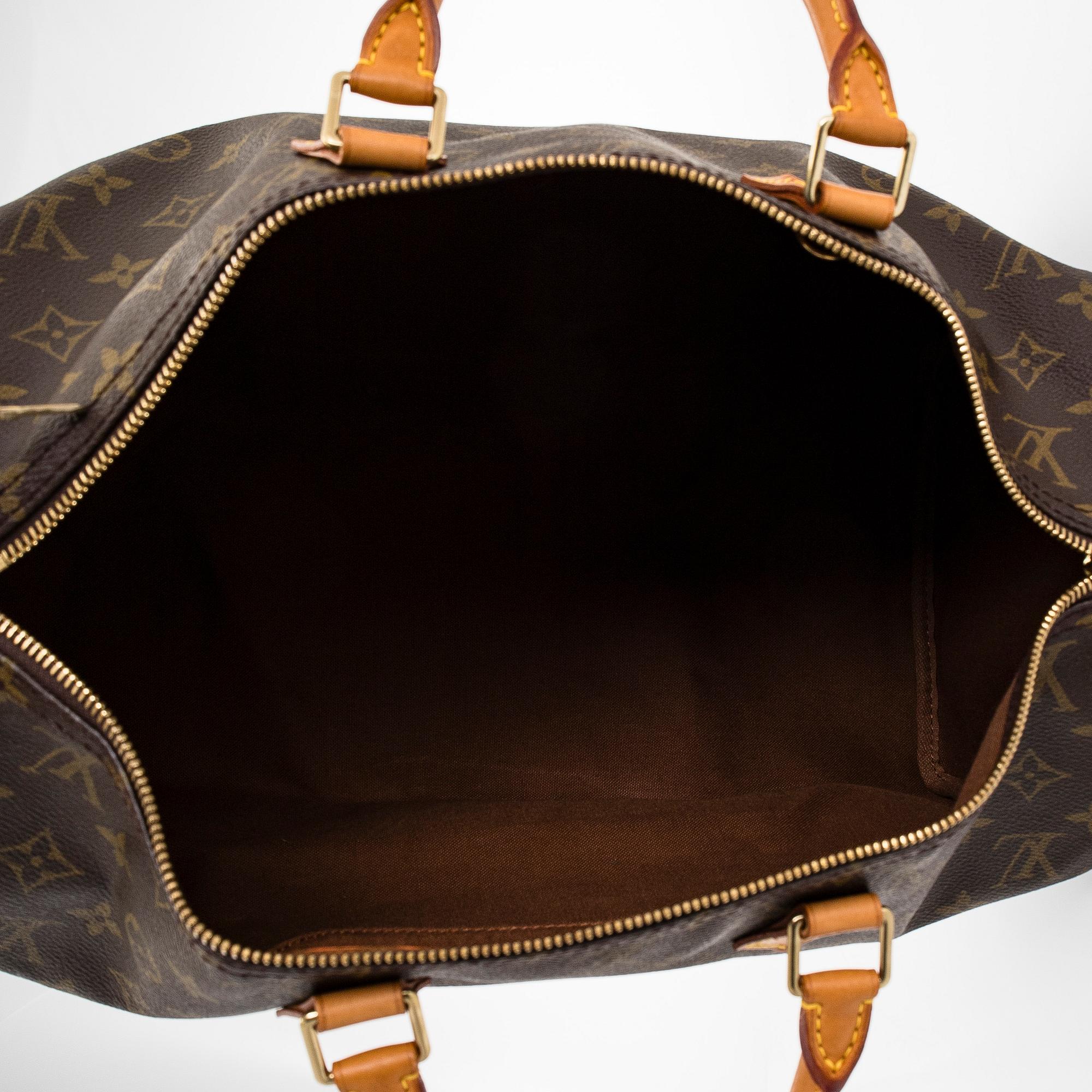 Louis Vuitton, a Monogram Canvas 'Speedy 40' bag.