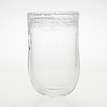 Tiina Nordström, konstglas, signerad Tiina Nordström, Nuutajärvi 1993.