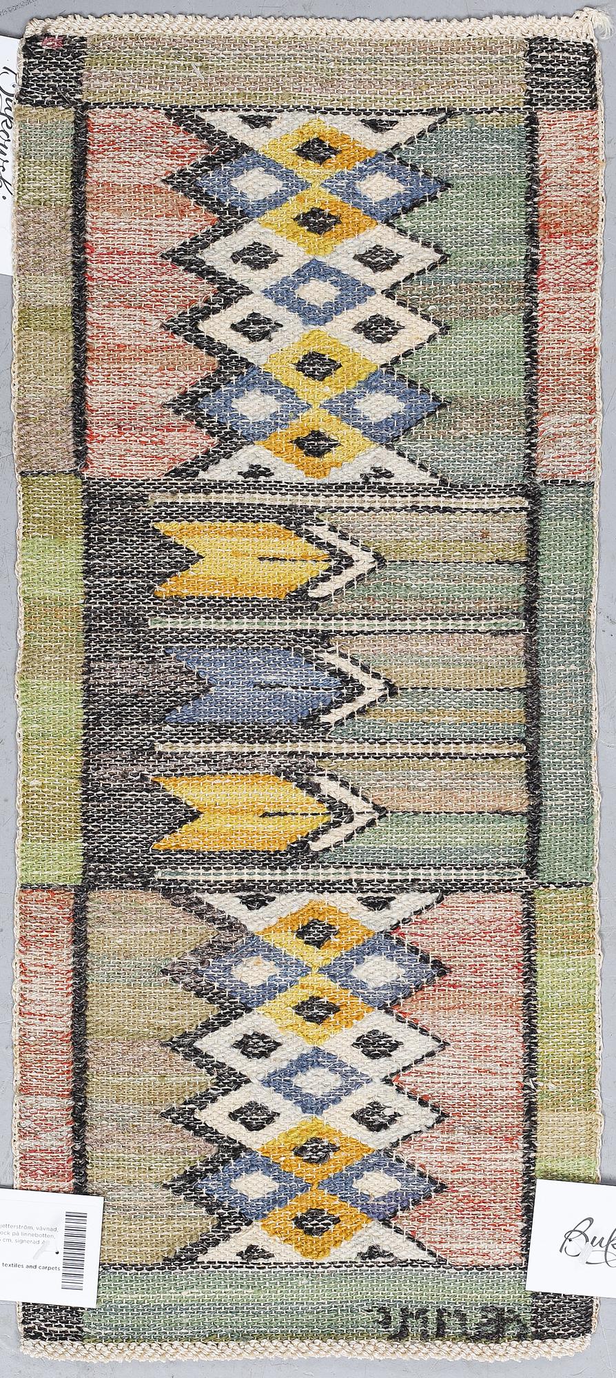 Märta Måås-Fjetterström, a textile, "Crocus", flat weave, ca  60,5 x 26,5 cm, signed AB MMF.