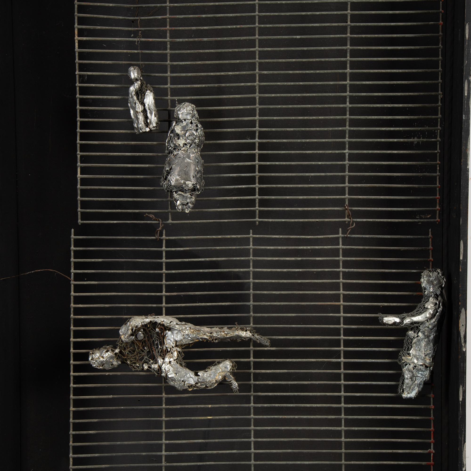 Torsten Renqvist, assemblage i låda, a tergo signerad.