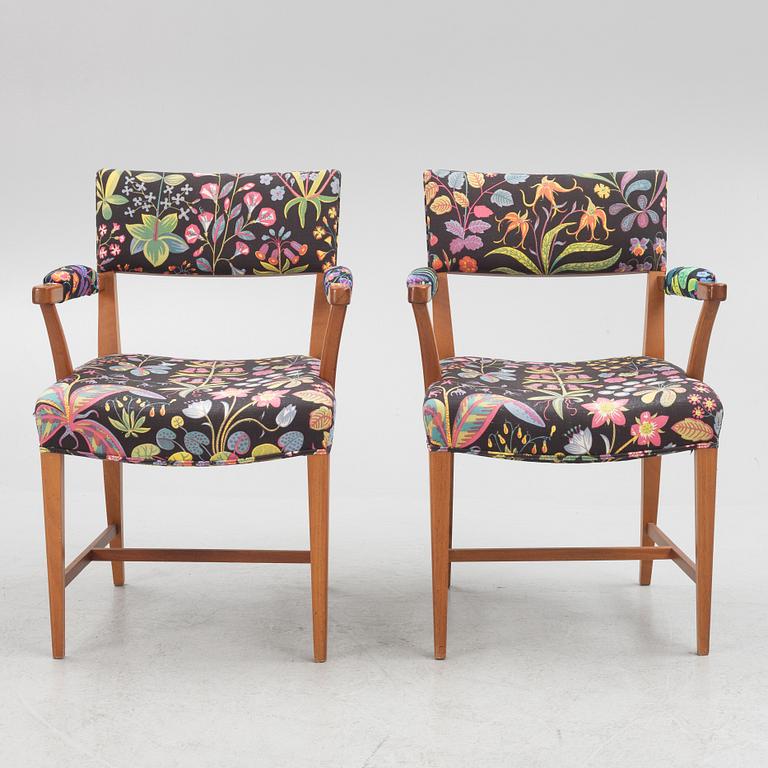 Josef Frank, karmstolar, ett par, modell 695, Firma Svenskt Tenn.