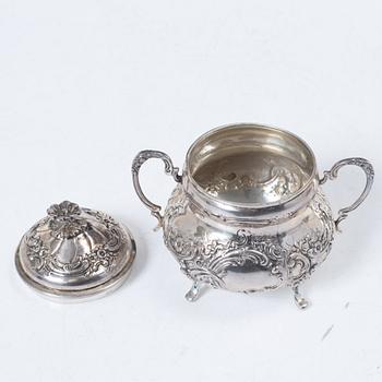 A creamer and sugar bowl, silver 830, Germany, mid-20th century.