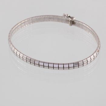 ARMBAND, 18K vitguld, importstämplat. Vikt 19,1 gram.