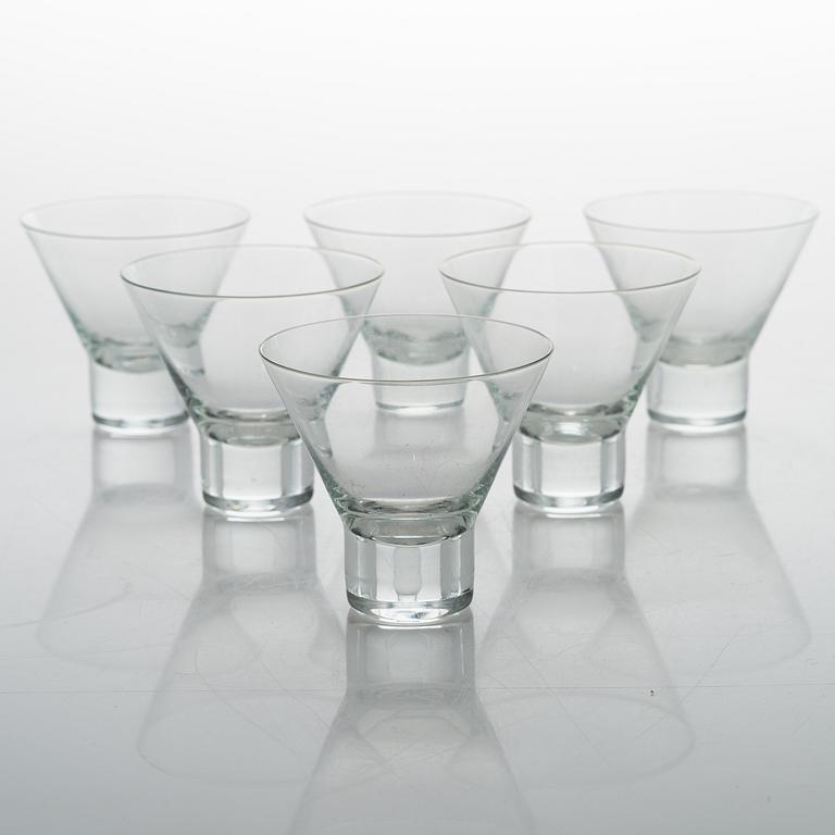 GÖRAN HONGELL, cocktail och snapsglas, 16 st, "Aarne", Iittala. Formgiven 1949.