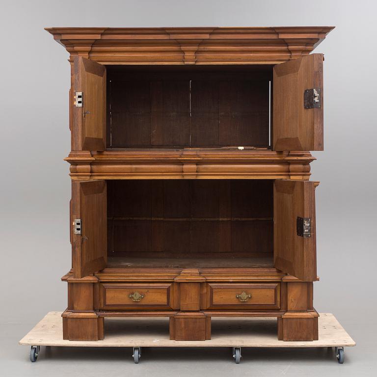 SKÅP, barock. 1700-talets första hälft.