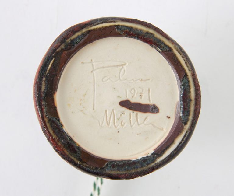 VASER, 2 st, stengods, Rolf Palm,
sign Palm, Mölle.