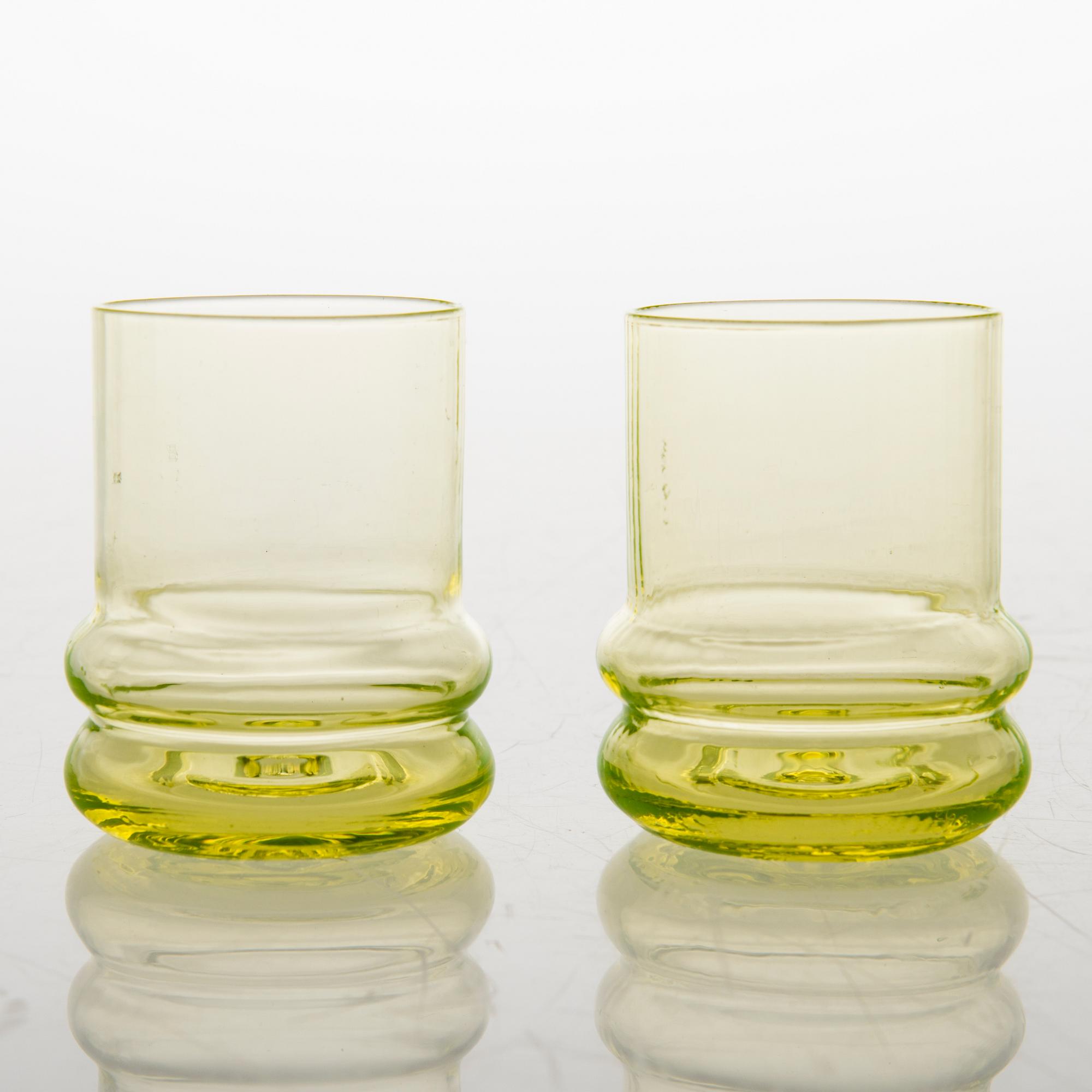 NANNY STILL, "Sulttaani" ASTIASTON OSIA, lasia, 16 kpl, Riihimäen Lasi Oy 1960-luku.