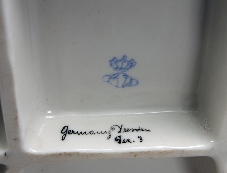 BORDSLAMPA, porslin, Tyskland. Nyrokokostil.