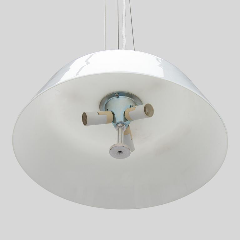 Arne Jacobsen, kattovalaisin "Stelling pendant" Louis Poulsen Tanska, 2002.