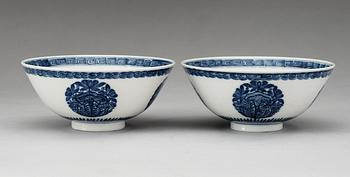 A pair of blue and white bowls, Qing dynasty, Yongzheng (1723-35), with Xuande four character mark.