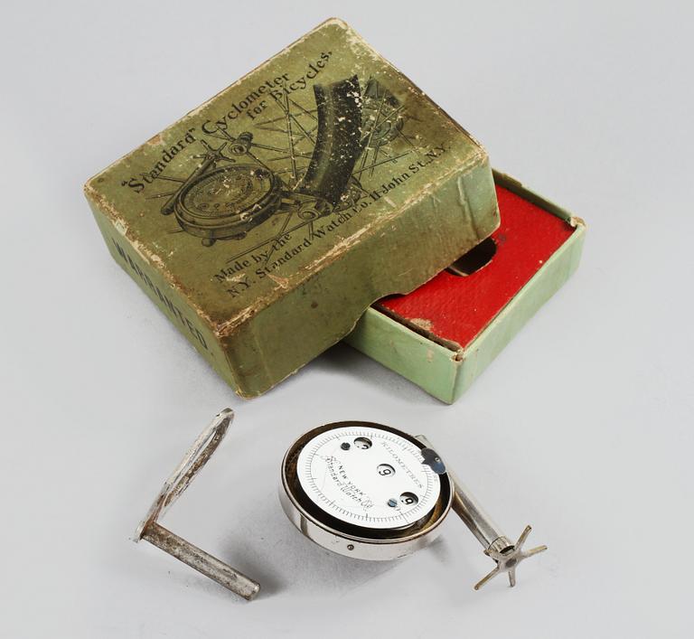 LEKSAKSBIL samt CYCLOMETER, bl a Schuco, 1900-talets första hälft.