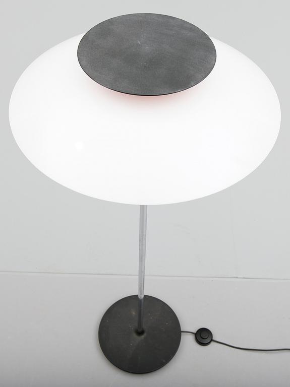 LATTIAVALAISIN, "PH 80", Poul Henningsen, Louis Poulsen, Tanska.