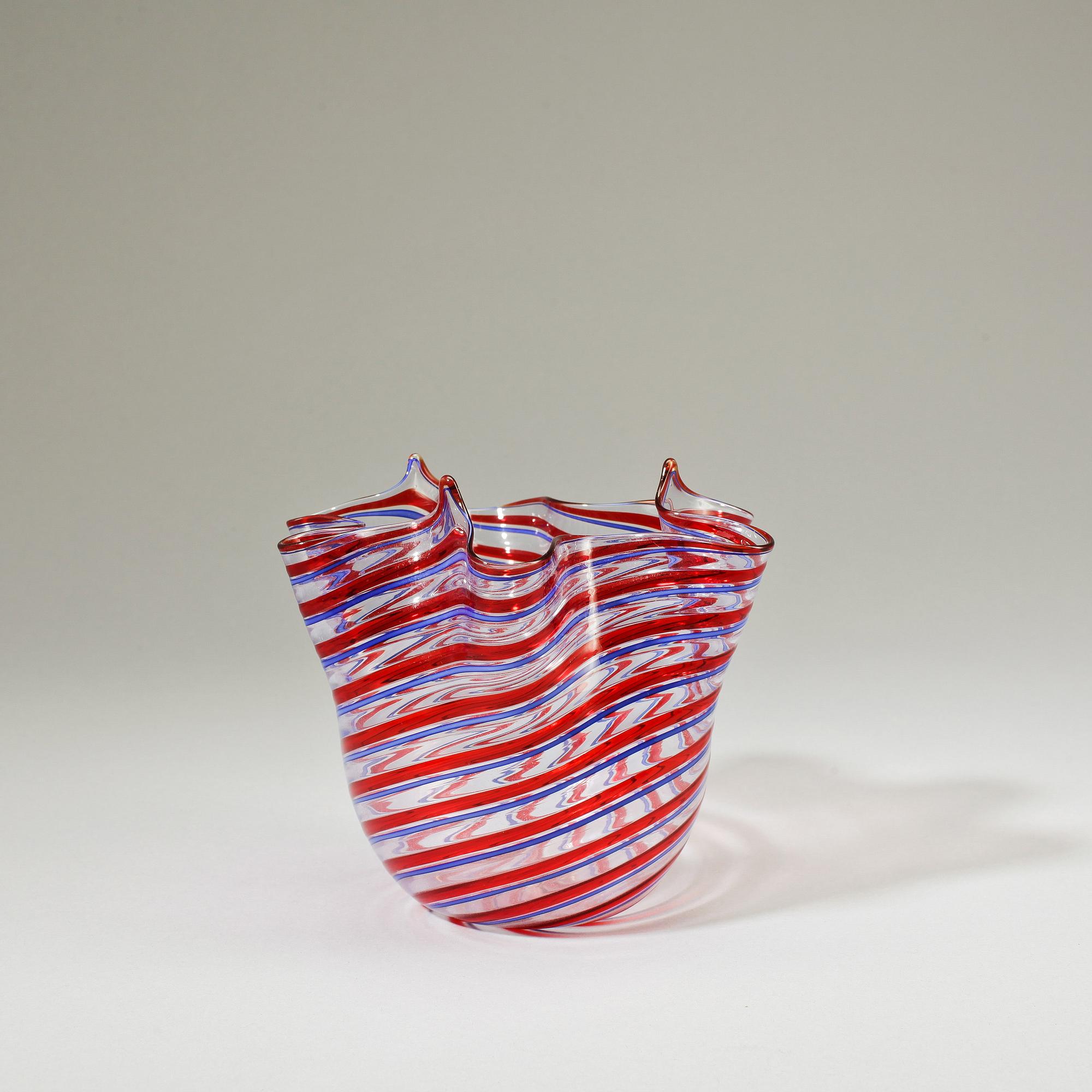 NÄSDUKSSKÅL, glas, "Fazzoletto", Paolo Venini och Fulvio Bianconi, Venini, Murano.