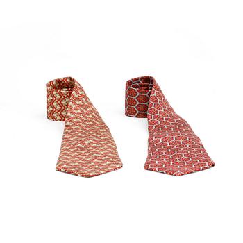 254. HERMÈS, two silk ties.