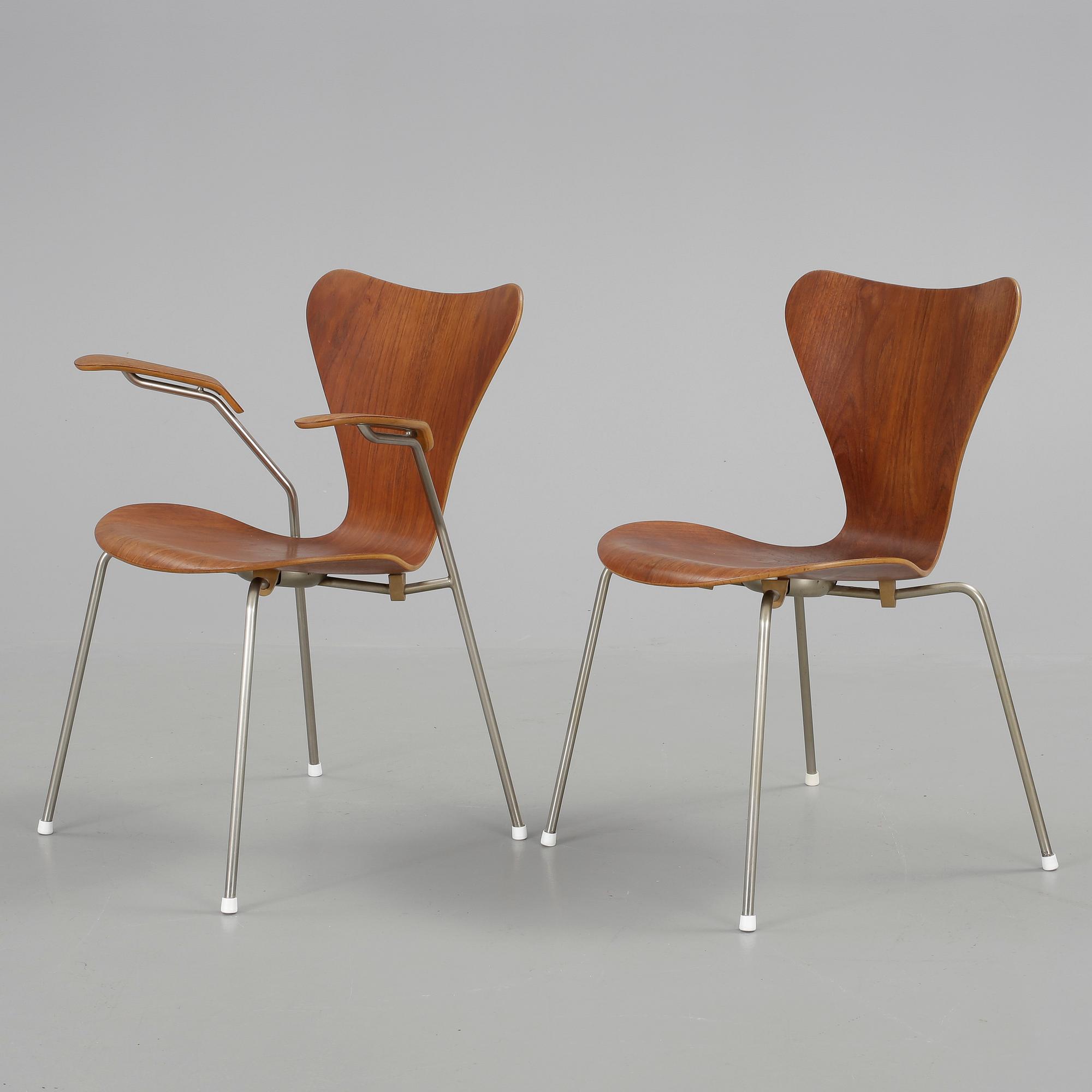 STOLAR, 2 st, Arne Jacobsen, Fritz Hansen, 1960-tal.