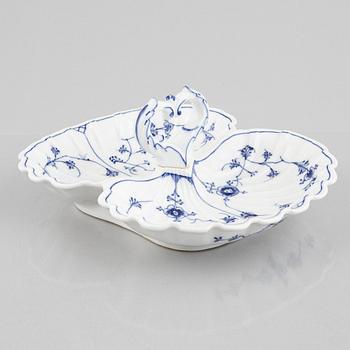 A 'Blue Fluted Plain' porcelain cabaret, Royal Copenhagen, model 396, 1893-1900.