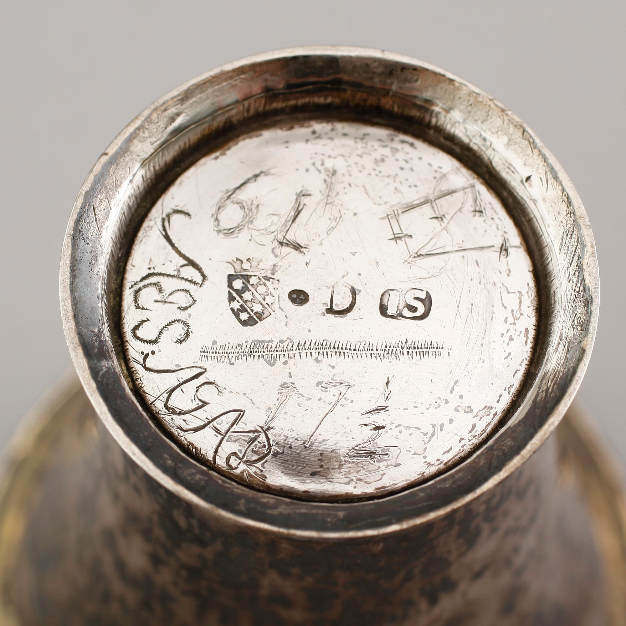 BÄGARE, silver, Johan Söderdahl, Söderköping 1762. Vikt ca 78 gram.