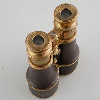 A early 20th century binoculars from Maison Crosti.