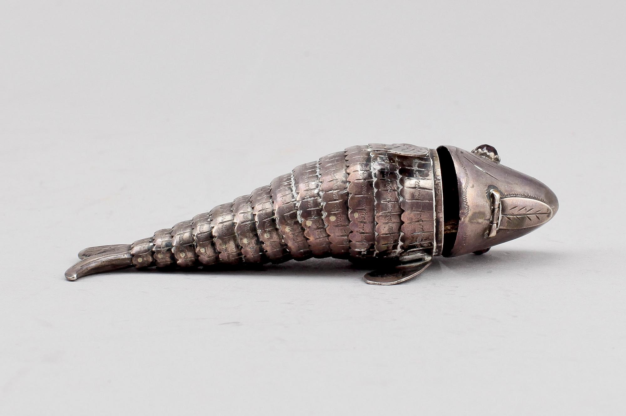 DOSA, silver. Ca 35 g.