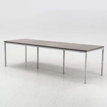 Matbord, "Mystic Concrete Collection", MBJ Design, Mats Bernhard Jönsson, Göteborg.