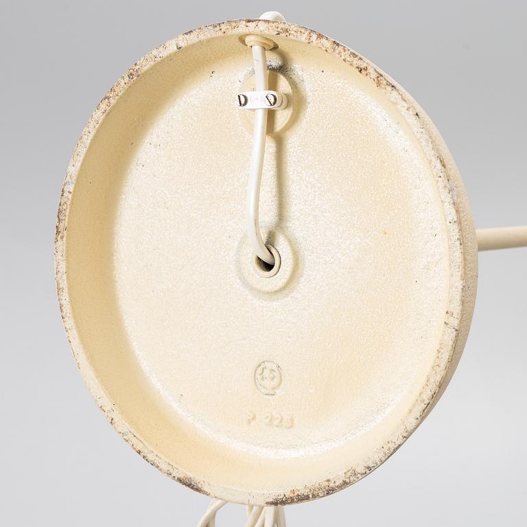 Arvid Böhlmarks Lampfabrik, golvlampa, "P225", Stockholm, 1950-tal.