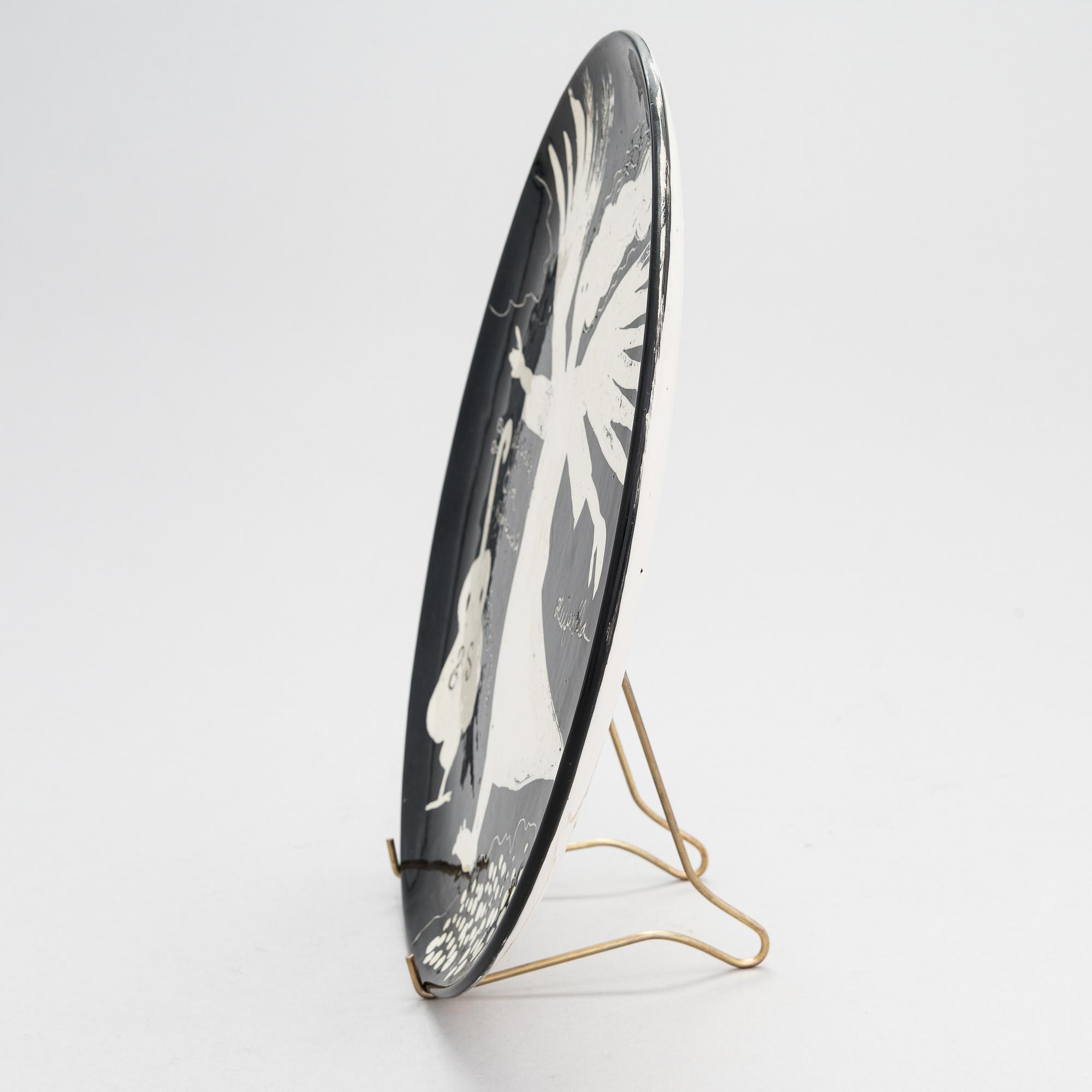 Oiva Toikka, dekorationsfat, keramik, signerad Los Angeles Marjalle Oiva Rakkaudella 05.10. 1996.