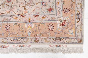 Carpet, Tabriz, silk, approx. 300 x 200 cm.