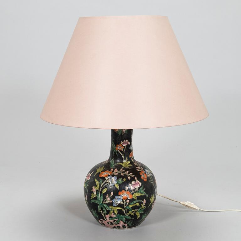 A 20th century table lamp, Macao.