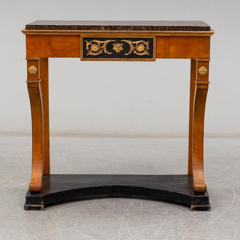 SPEGEL OCH KONSOLBORD svensk empire, Karl Johan, 1800-talets första hälft.
