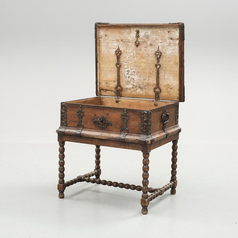 SCHATULL, barock, 1700-tal.
